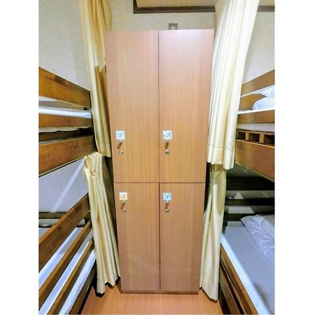 Guest House Na-No-Hana - Hostel, Caters To Women Kyoto Buitenkant foto