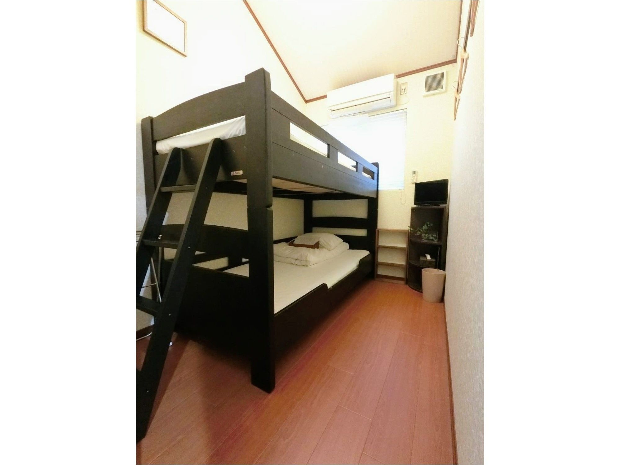 Guest House Na-No-Hana - Hostel, Caters To Women Kyoto Buitenkant foto